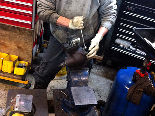 Steering Gear Box Inspection and Reassembly